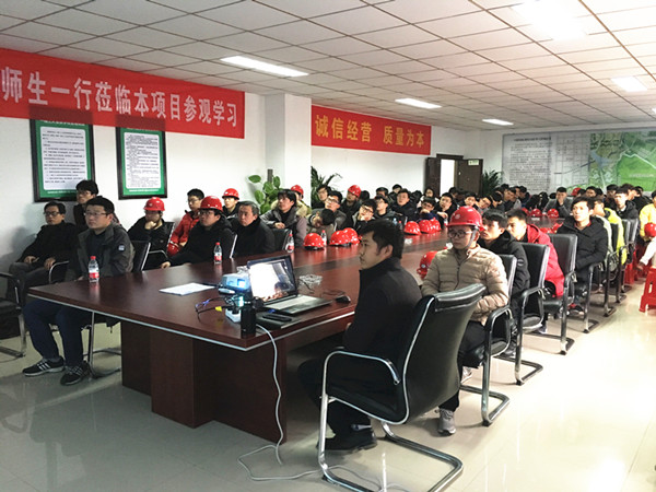 亚洲精品V天堂中文字幕