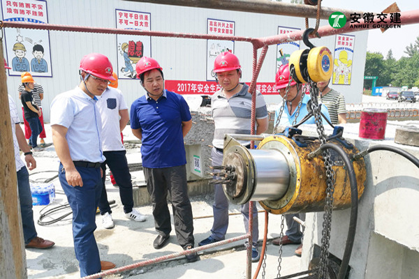 亚洲精品V天堂中文字幕