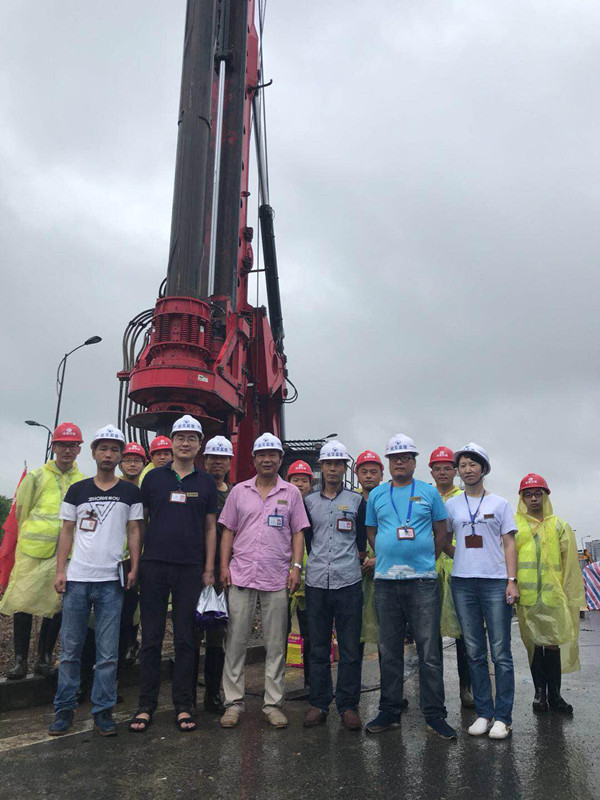 亚洲精品V天堂中文字幕