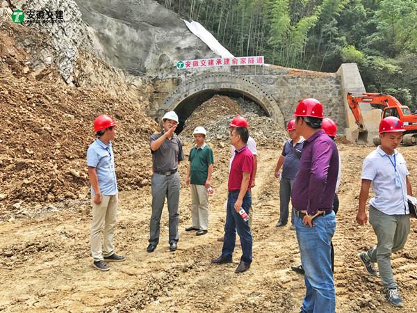 亚洲精品V天堂中文字幕