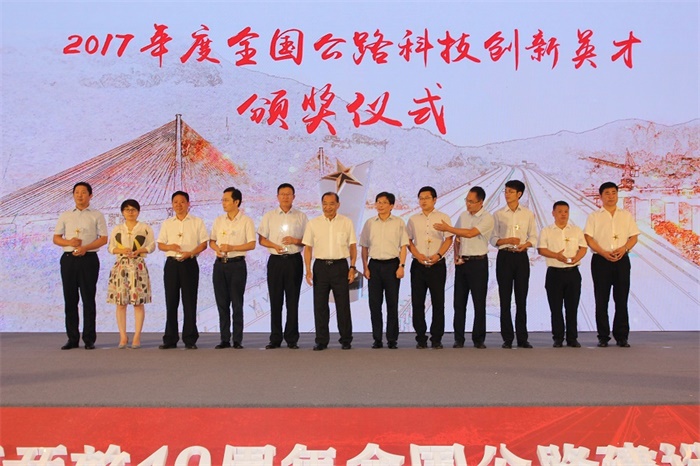 亚洲精品V天堂中文字幕