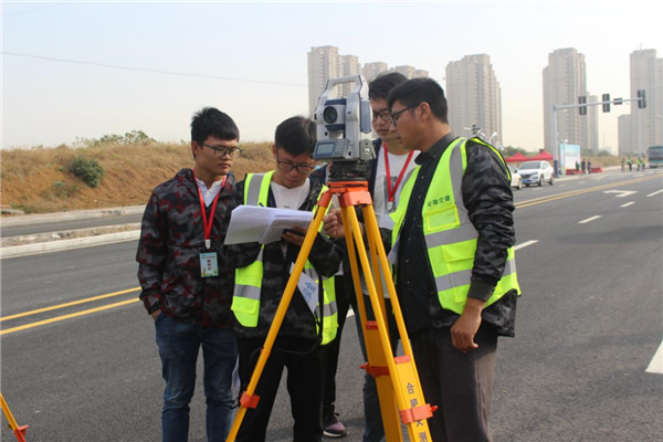 亚洲精品V天堂中文字幕