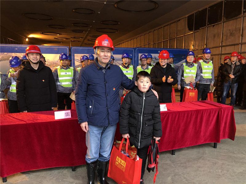 亚洲精品V天堂中文字幕