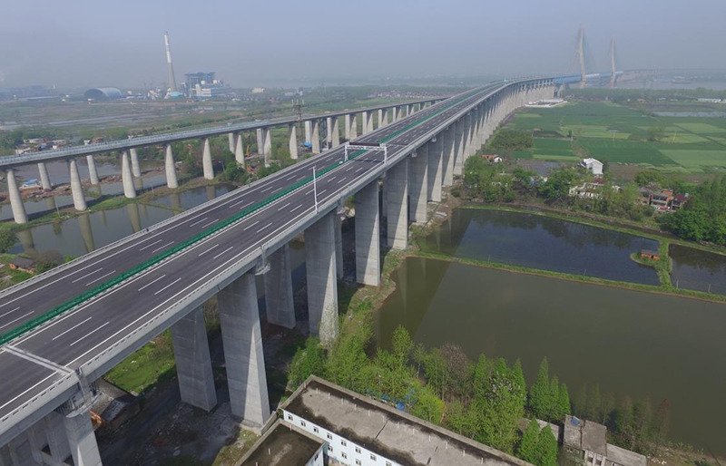 亚洲精品V天堂中文字幕