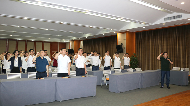 亚洲精品V天堂中文字幕