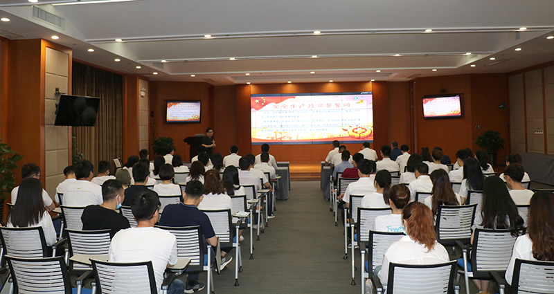 亚洲精品V天堂中文字幕