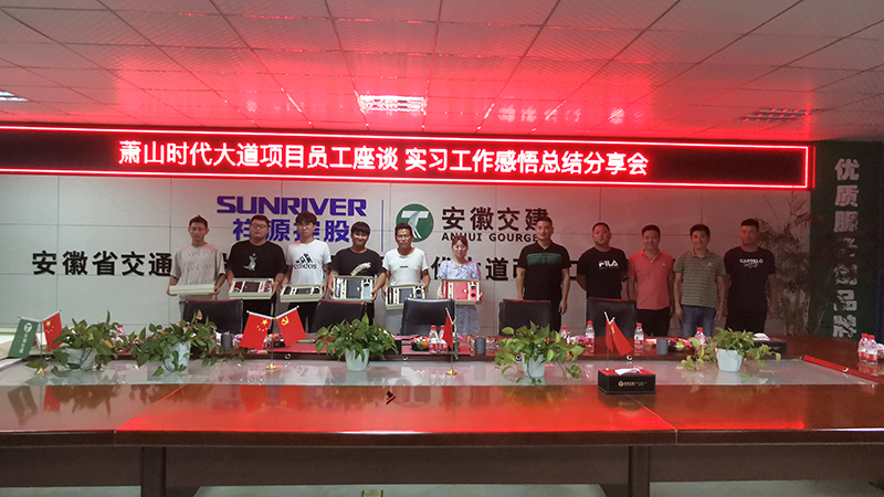 亚洲精品V天堂中文字幕