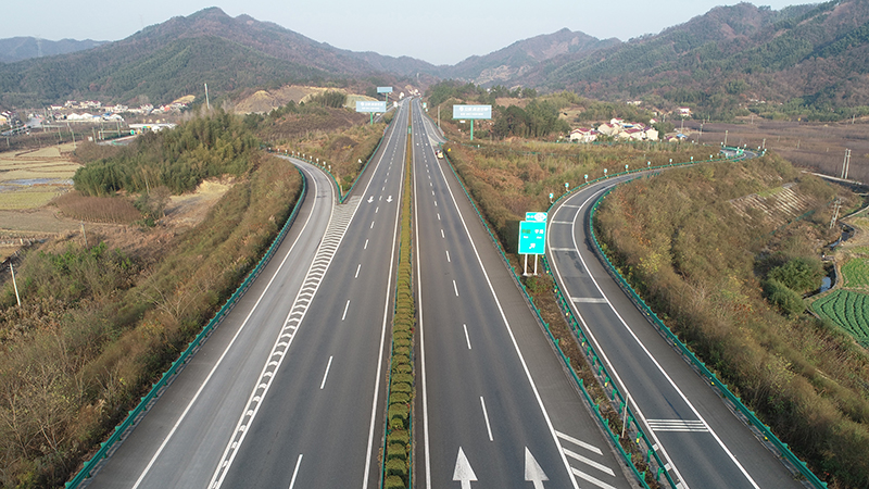 亚洲精品V天堂中文字幕