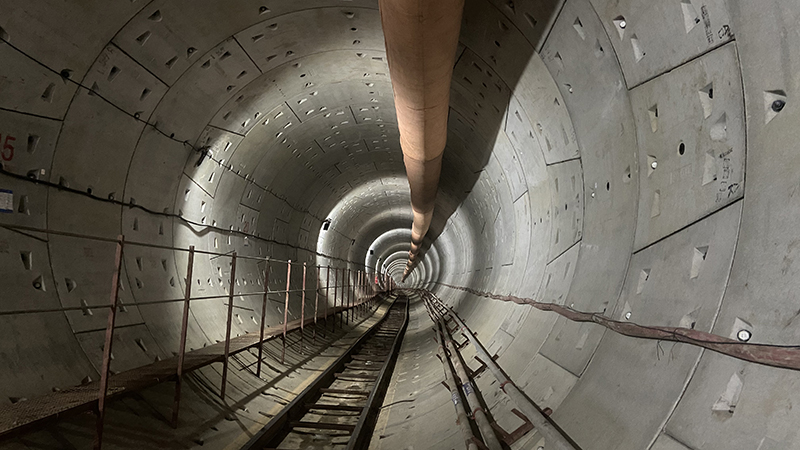 亚洲精品V天堂中文字幕