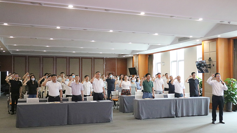 亚洲精品V天堂中文字幕