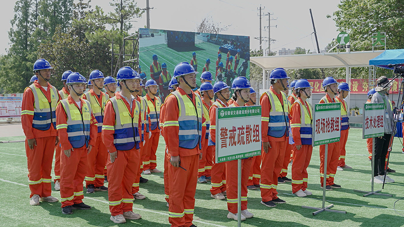 亚洲精品V天堂中文字幕