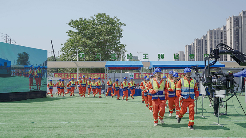 亚洲精品V天堂中文字幕