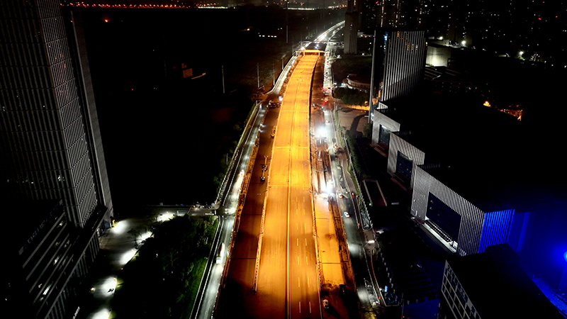 亚洲精品V天堂中文字幕