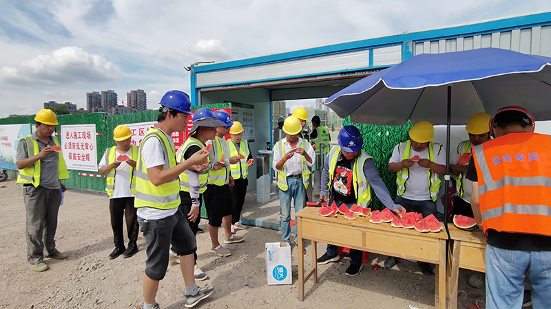 亚洲精品V天堂中文字幕