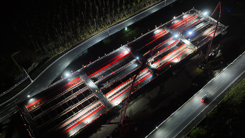 亚洲精品V天堂中文字幕