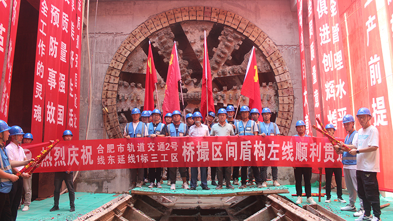 亚洲精品V天堂中文字幕