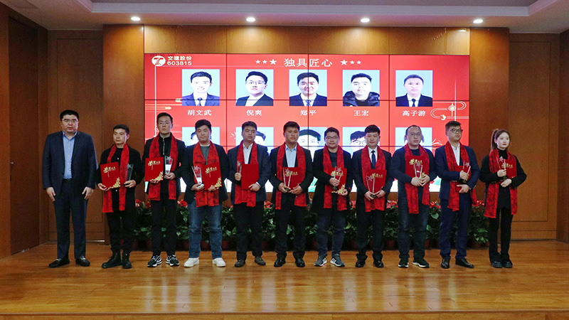 亚洲精品V天堂中文字幕