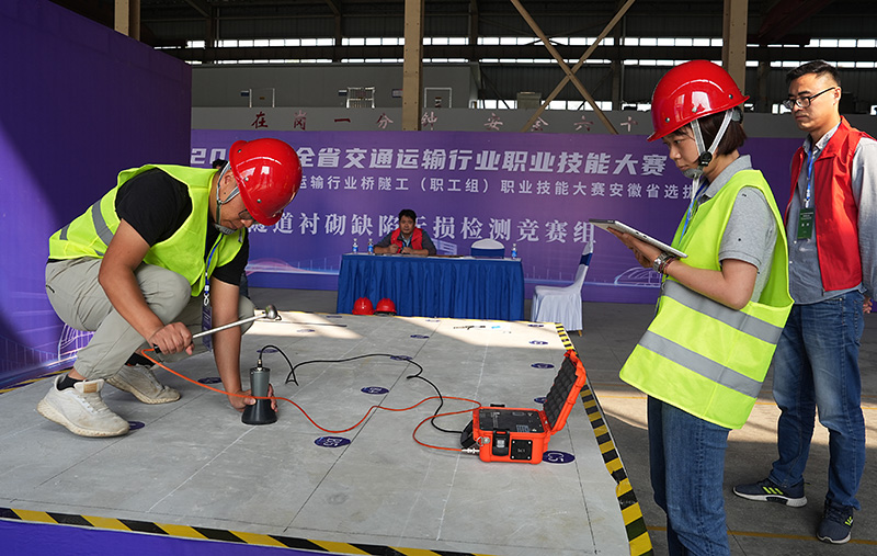 亚洲精品V天堂中文字幕