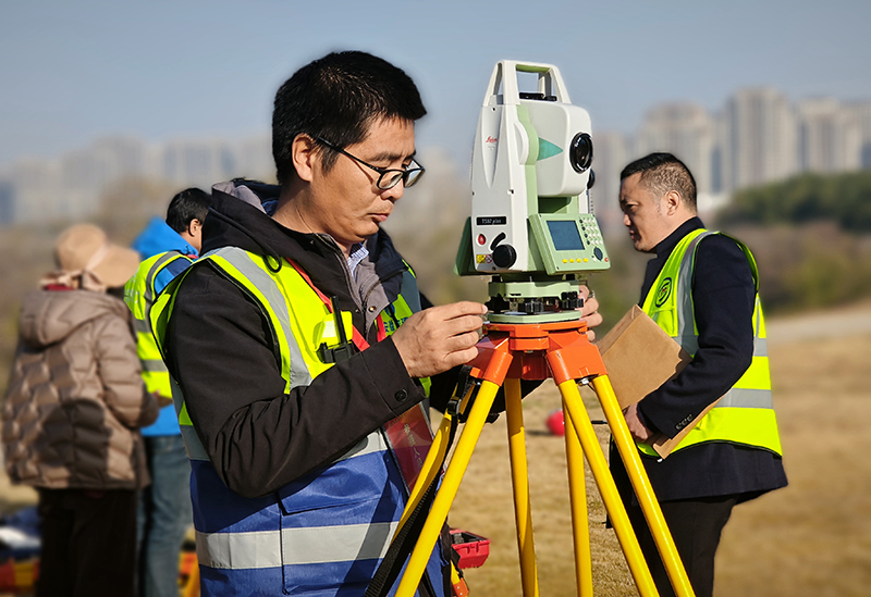 亚洲精品V天堂中文字幕