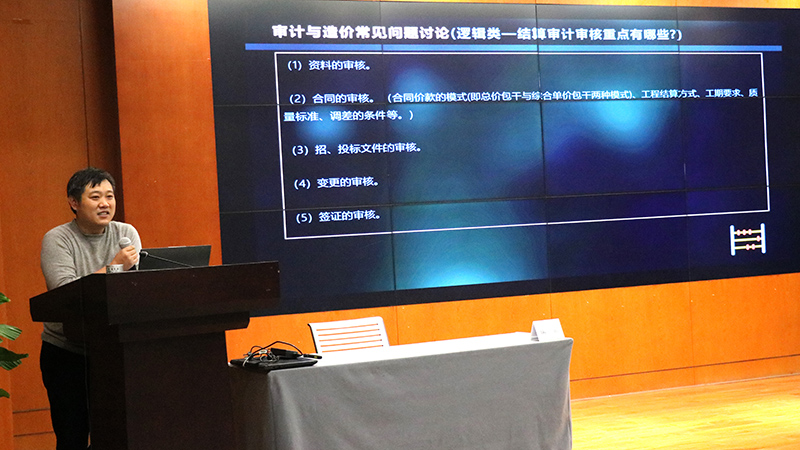 亚洲精品V天堂中文字幕