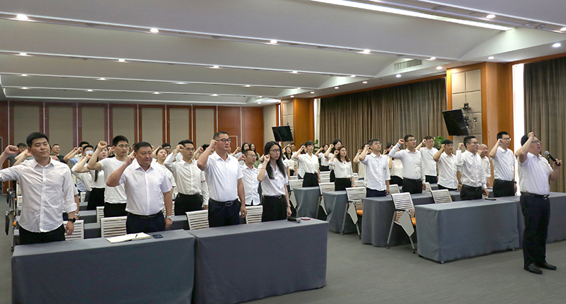 亚洲精品V天堂中文字幕