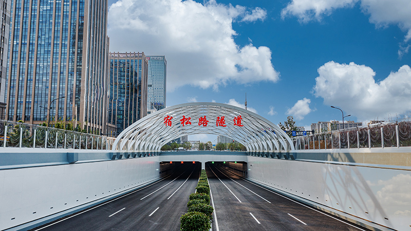 亚洲精品V天堂中文字幕